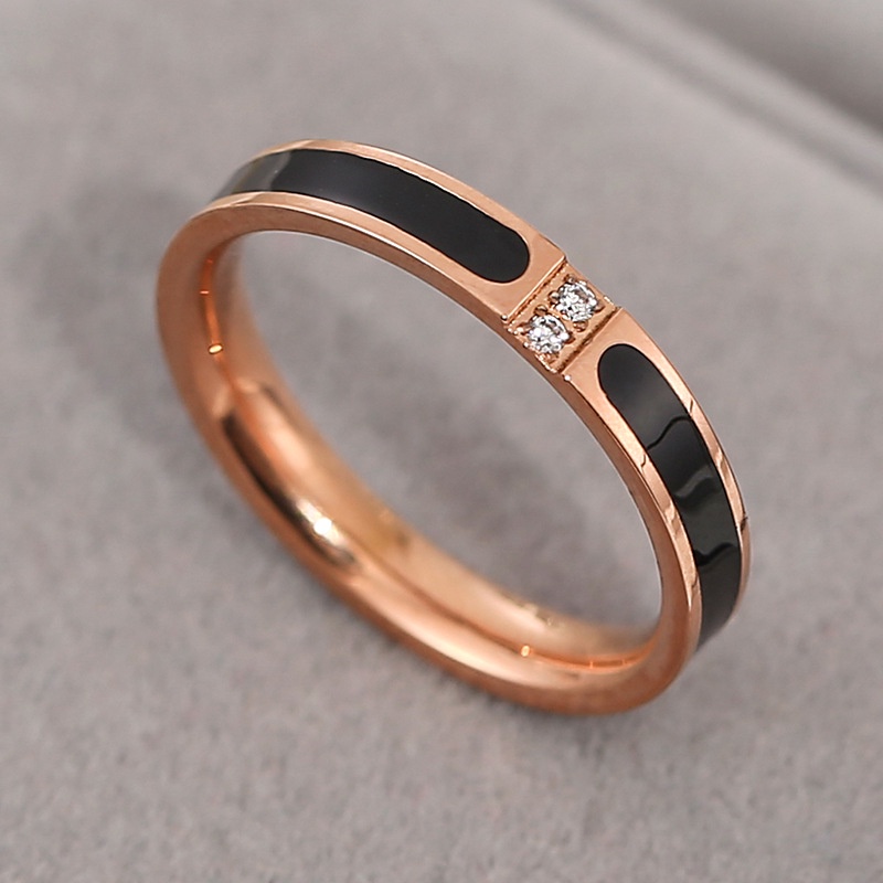 Cincin Titanium Stainless Steel Aksen Berlian Imitasi untuk Pria / Wanita