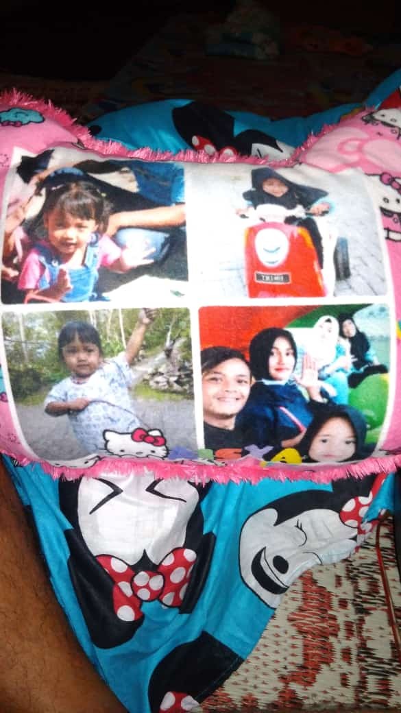Bantal Hello Kitty Foto
