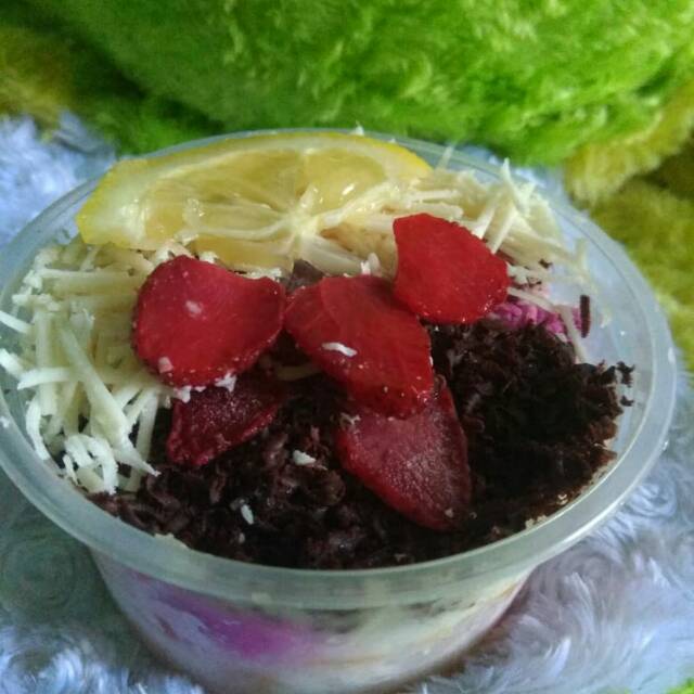 

Salad Buah 300 Mili Cokelat + Keju