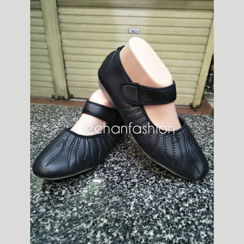 Sepatu Wanita / Sepatu Tawaf Perlengkapan Haji Dan Umrah / Sepatu Traveling / Sepatu Haji dan Umroh