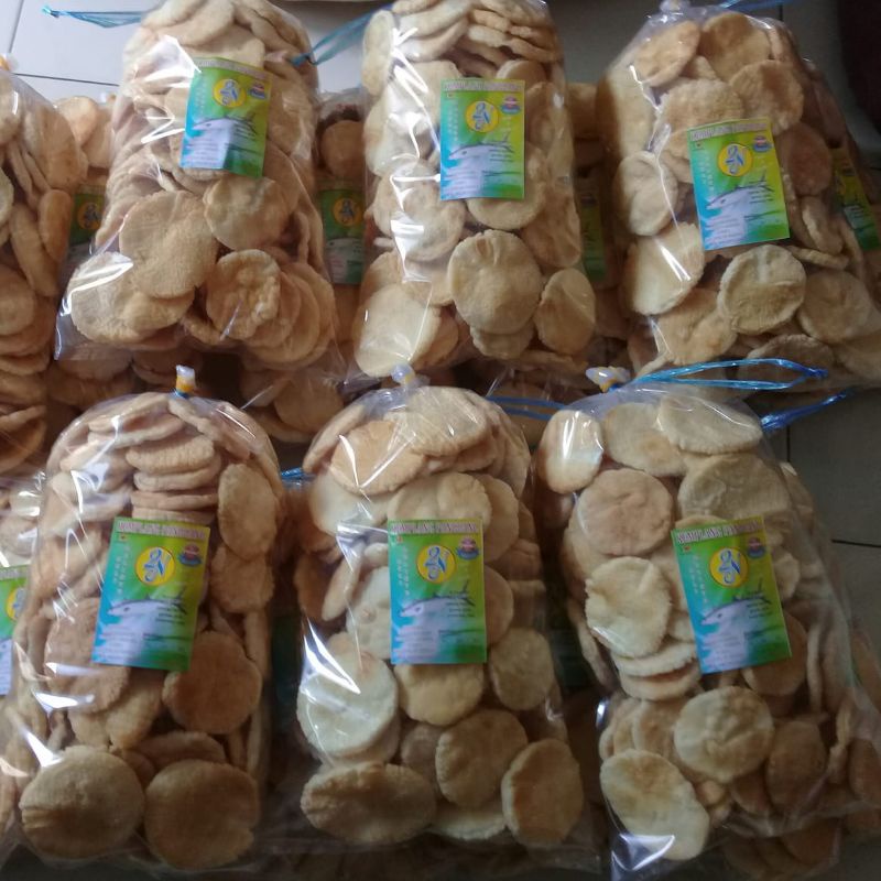 

Kemplang panggang kecil 500gram / kerupuk bangka / oleh oleh / snack bangka