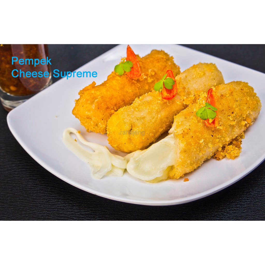 

Pempek Keju Mozarella (Pempek Cheese Supreme Cik Lampung)