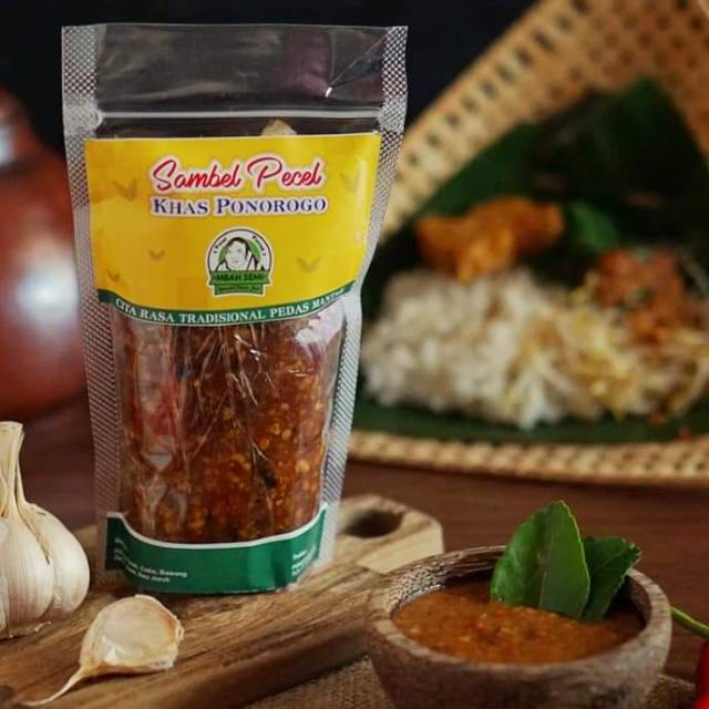 

Sambel Pecel "Mbah Semi" khas Ponorogo