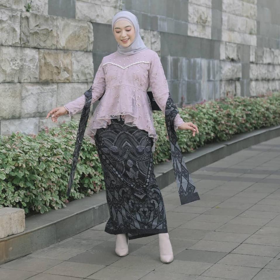 Paling Disukai.. Kebaya Couple Modern Kebaya Wisuda Lamaran Tunangan Kondangan Terbaru 2022  Dress B