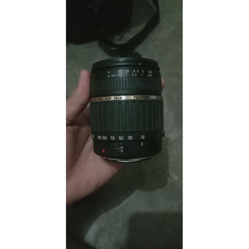 lensa Canon 18-200mm Tamron