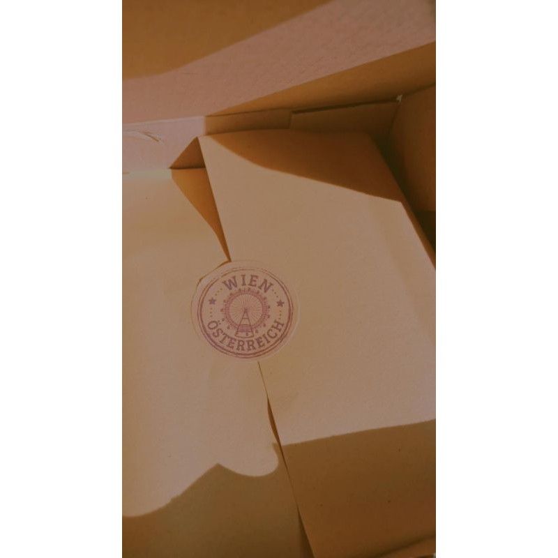 

gift box | promo | Kado | hadiah