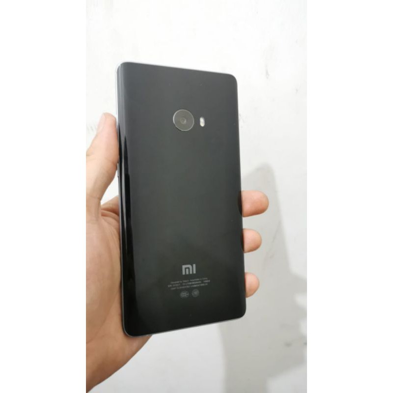 Mi Note 2 edge 6/128 (mesin)