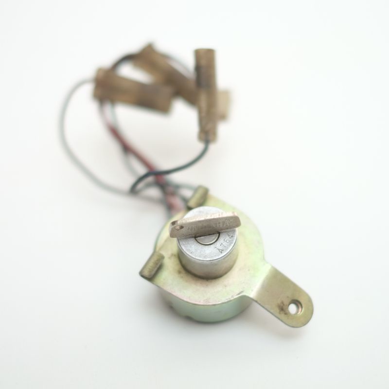 KUNCI KONTAK YAMAHA V75 V75E ELECTRIC DOBEL STATER DOUBLE STARTER ORIGINAL NOS ORI BARU