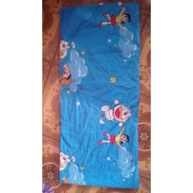 bantal cinta karakter