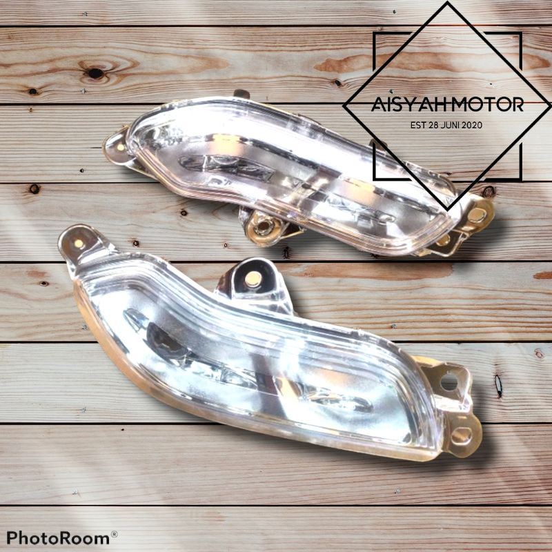 Reflektor Lampu Sen Depan Honda Scoopy FI 2015