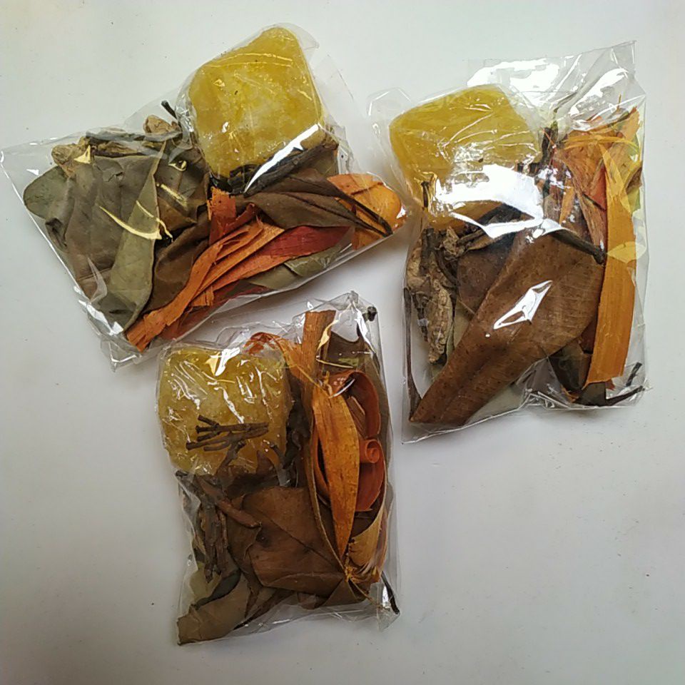 

Minuman Wedang uwuh minuman berkhasiat