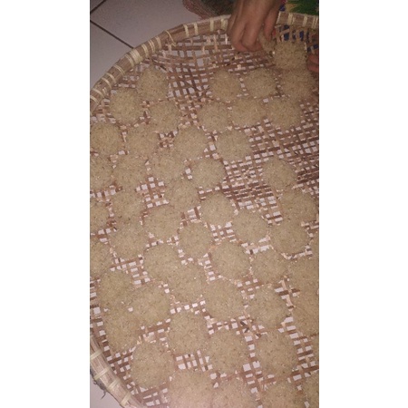 

RENGGINANG RICE CRACKERS UMMI MENTAH MURAH 30PCS