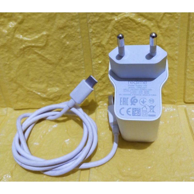 CHARGER ORI BAWAAN REALME 7i