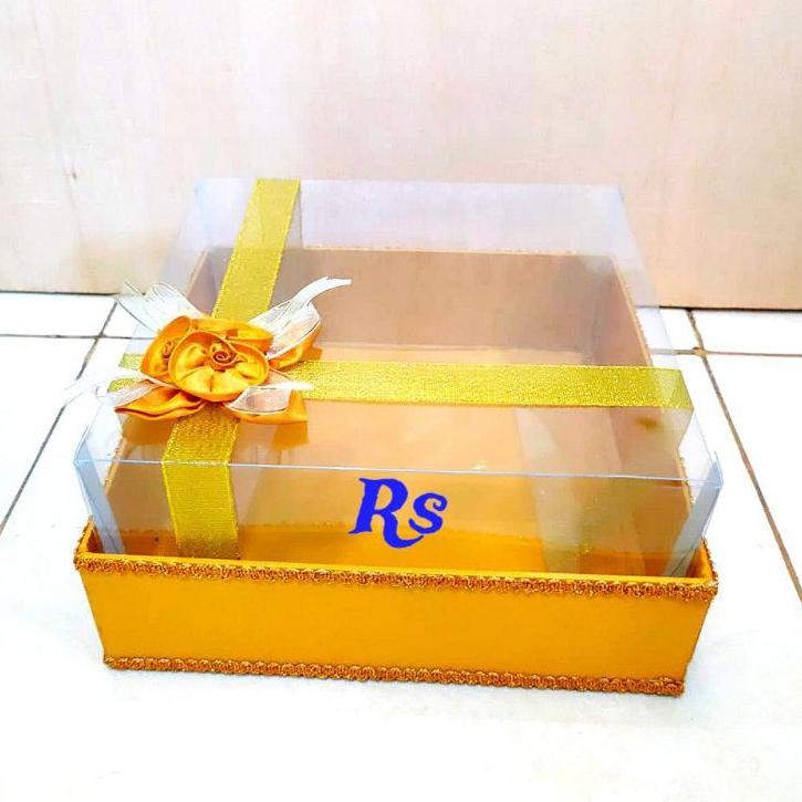 

Best - Kotak Hantaran Satuan/Kotak kue Gold