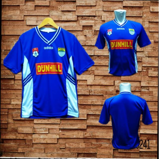 kaos bola Persib Dunhill request nama sendiri