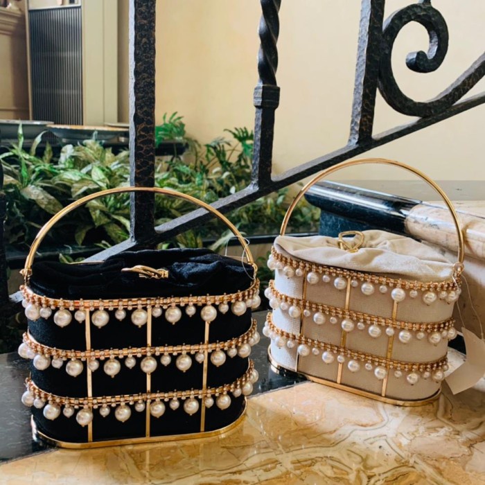 Tas Pesta / Clutch Pesta / Mewah Cantik Elegan 3613 - Hitam