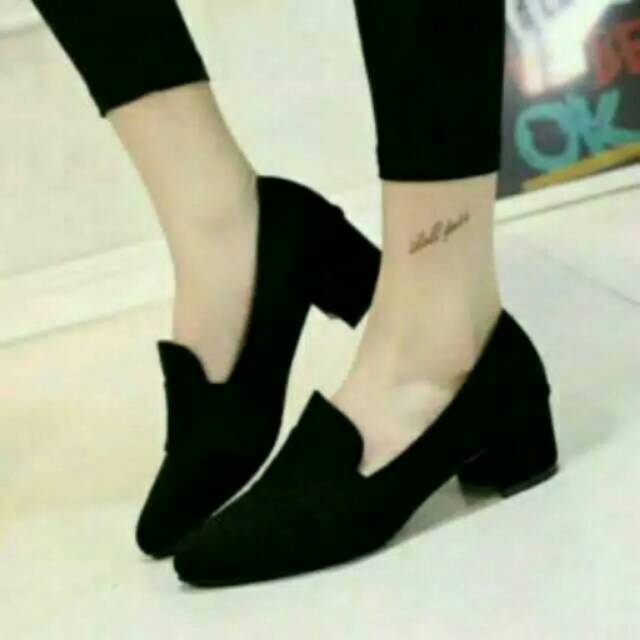 Lebih murah dari Mall Shopee sepatu Kerja Wanita Heels Hak Tahu : Vic 634