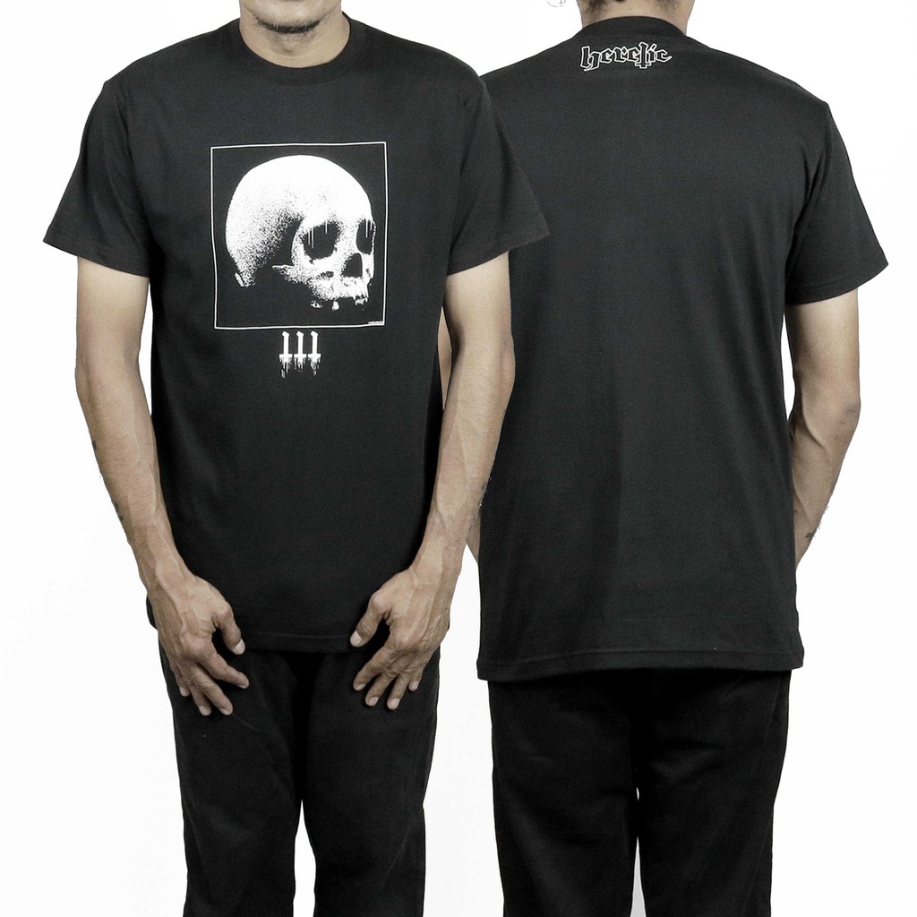 Heretic - T-Shirt - Squared Skull