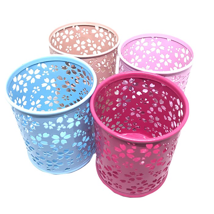 

Tokotab - PENSTAND BESI BULAT KOTAK MOTIF