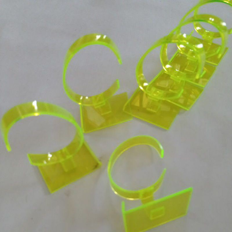 standing jam tangan