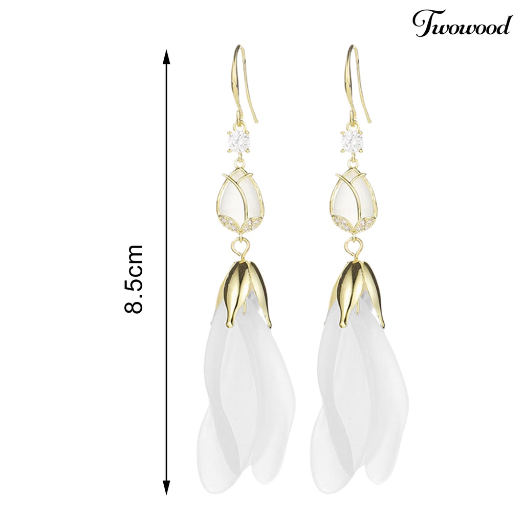 1 Pasang Anting Kait Rumbai Panjang Bentuk Kelopak Bunga Warna Putih Tahan Aus Untuk Dekorasi