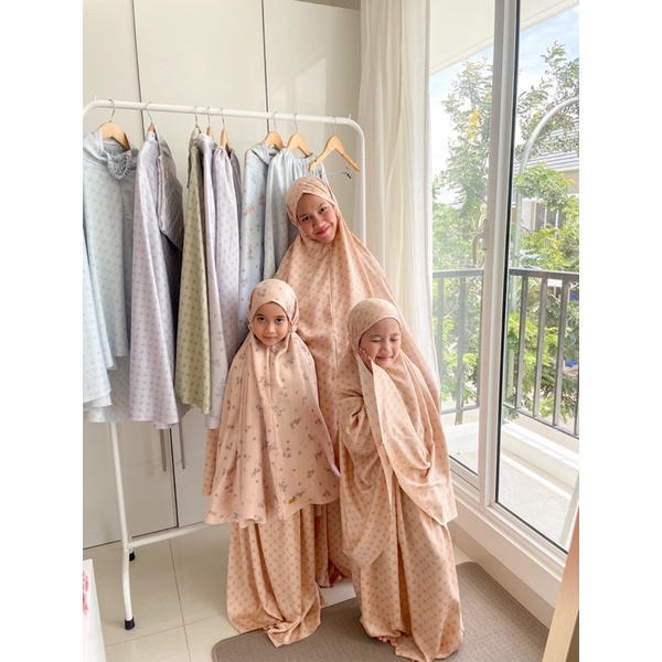 MUKENA COUPLE IBU DAN ANAK DIOR SILK