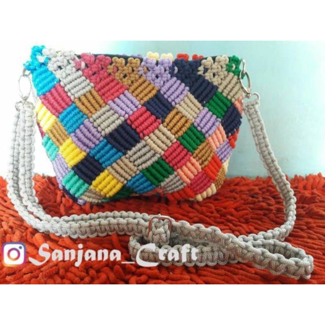 Tas talikur motif pagar