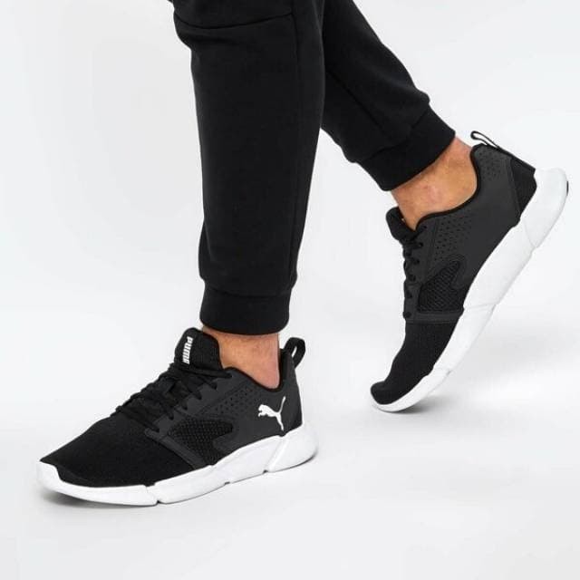 Sepatu running puma black INTERFLEX Modern 192805 01