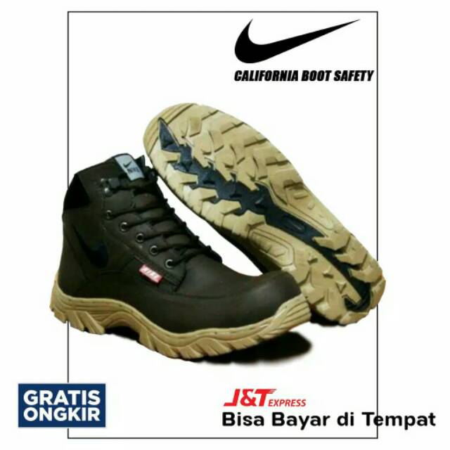 Sepatu Pria Boots Carlipornia Nike