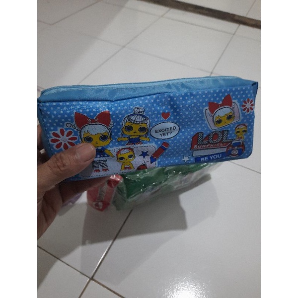 

TEMPAT PENSIL warna random