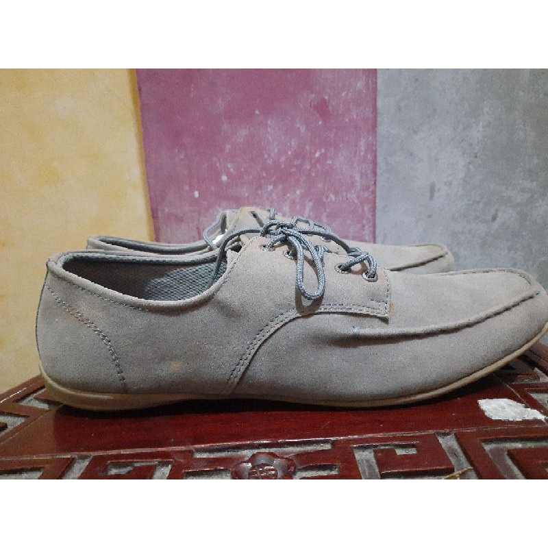 Sepatu formal dr. kevin suede