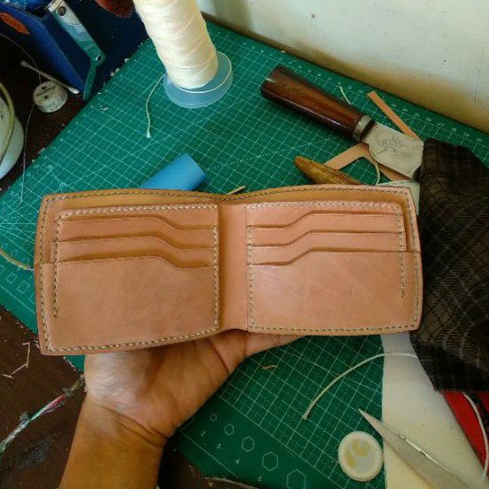 custom order bifold vegtan