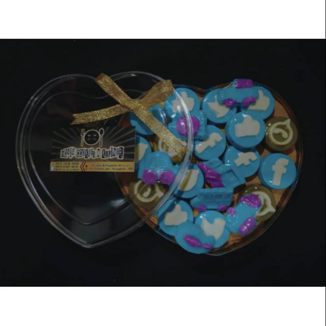 

Coklat sosmed / Coklat karakter unik