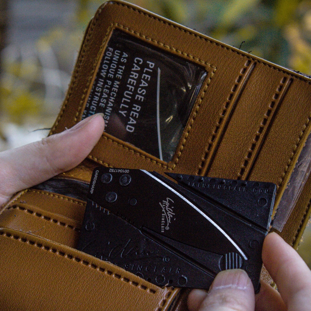 Pisau Kartu Lipat Card Knife Mini ATM Bisa Masuk Dompet  Survival Tool EDC - Black
