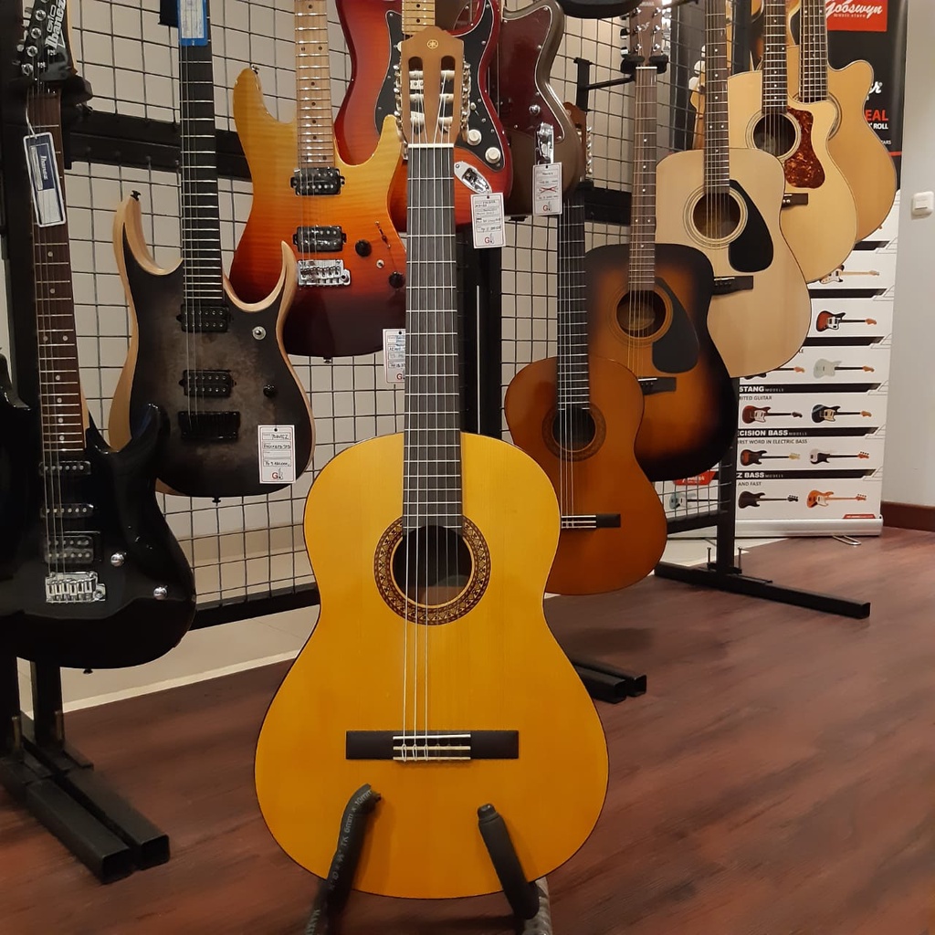 Yamaha C315 Classical Guitar