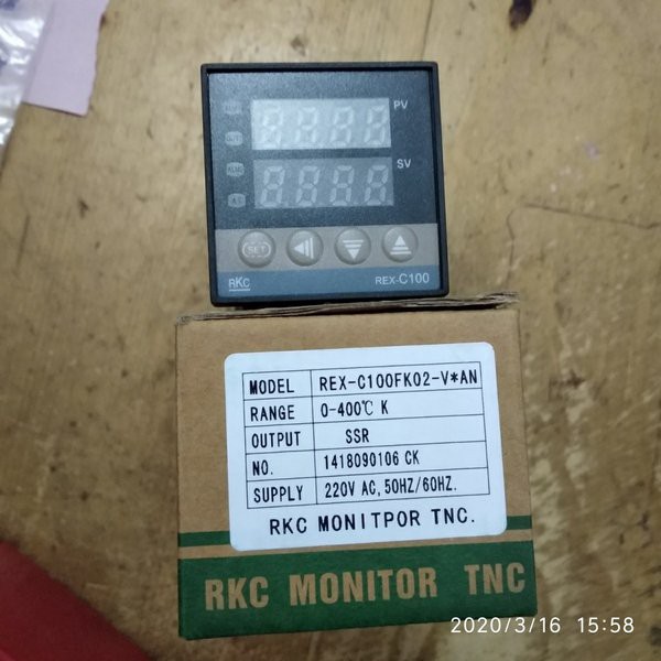 DIGITAL TEMPERATURE CONTROLLER C100 thermostat control suhu 220v REX C-100 SSR