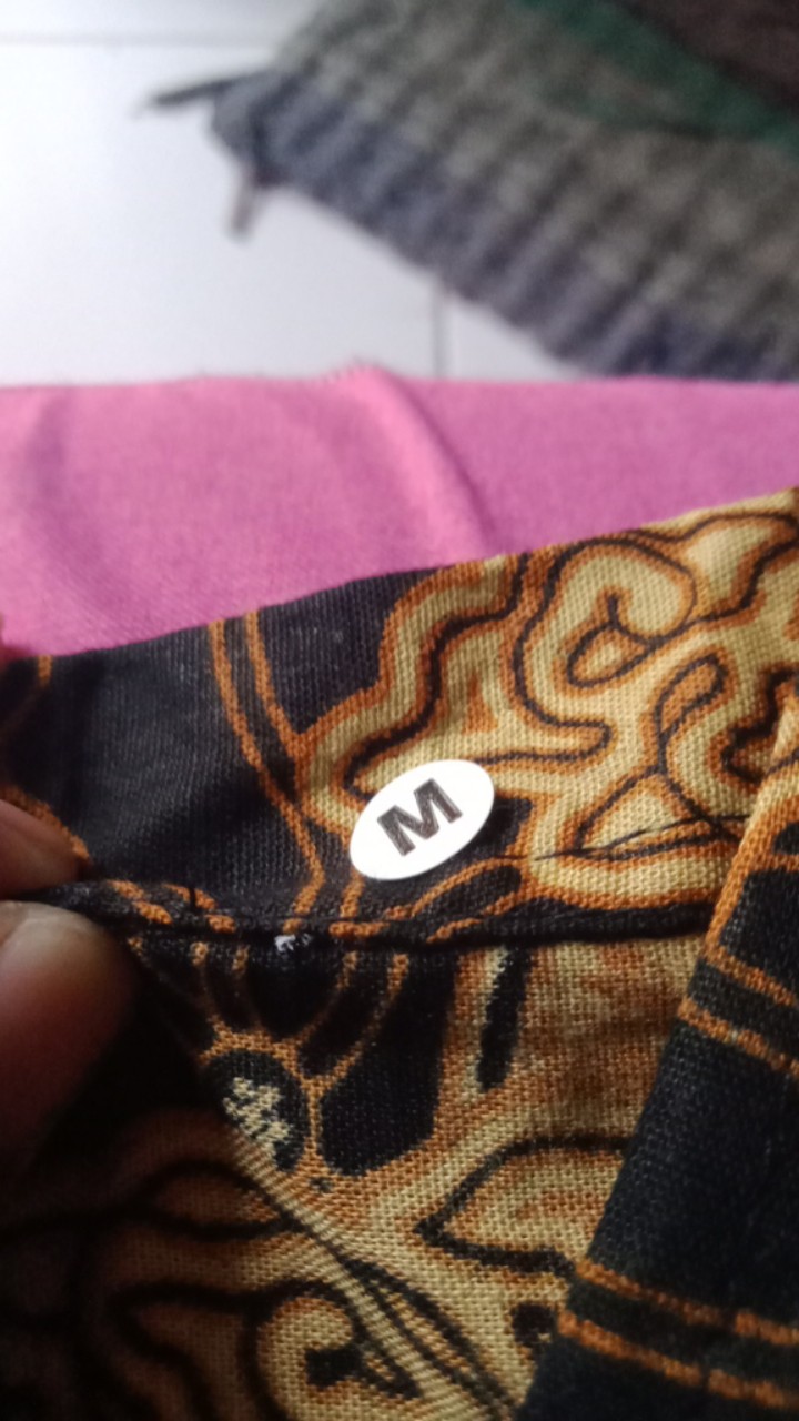 Batik Couple Keluarga Sania Ruffle Ori Ndoro Jowi Dnt Motif Rembulan Kuning