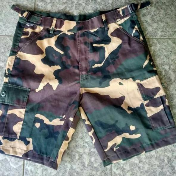 CELANA PENDEK LORENG CAMO RUSIA USA NATO WOODLAND .