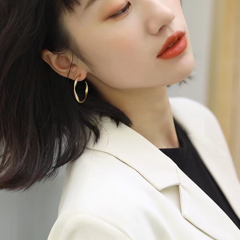 Anting Hoop Elegan Gaya Korea untuk Wanita  - Earring Fashion Geometric Import