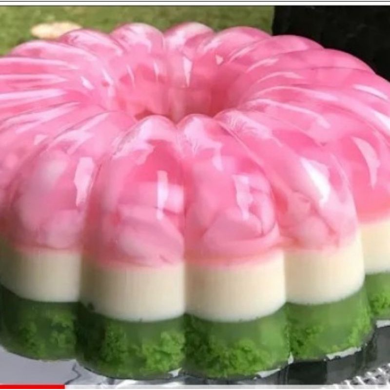 PUDING KELAPA KW SUSU LAPIS LUMUT PANDAN DIAMETER 24CM