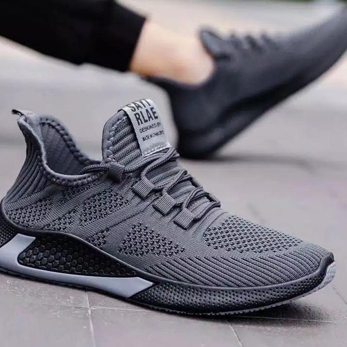 ✤ SEPATU PRIA YiBERLY F-898 SNEKERS PREMIUM ➾