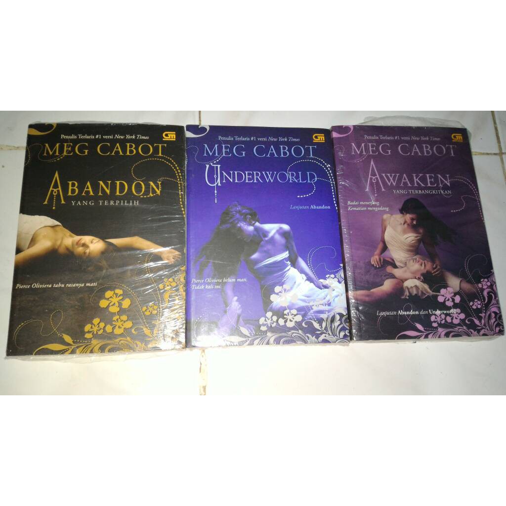 Set Novel Meg Cabot Abandon Underworld Awaken Yang terbangkitkan