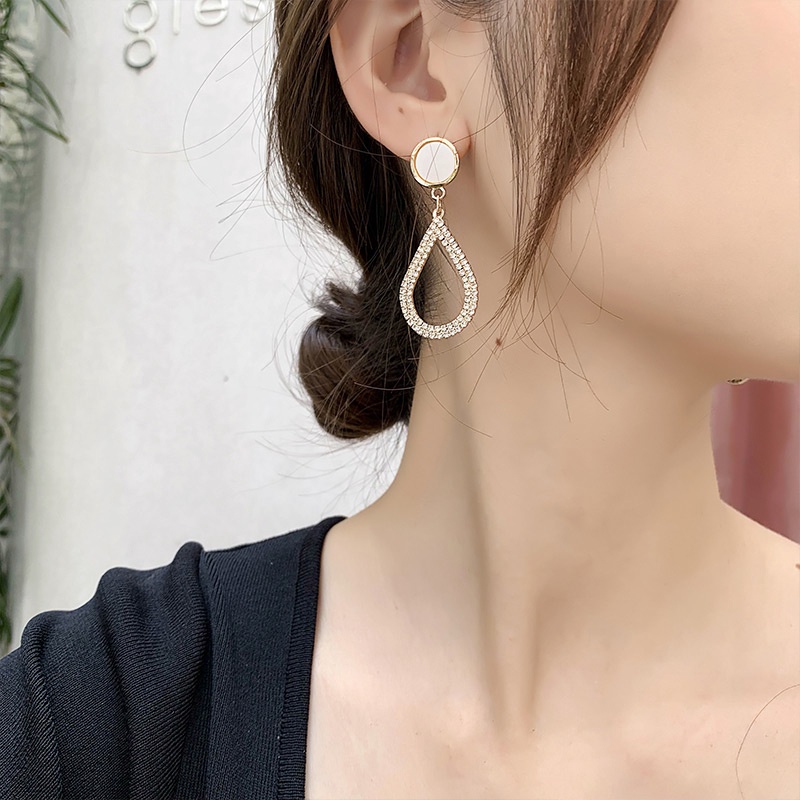 Anting Stud 925 Tremella Needle Bentuk Oval Aksen Berlian Gaya Korea