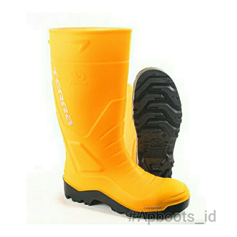 AP BOOTS SAFETY TERRA S4 KUNING 100% ORI - Sepatu boot tinggi safety aman dan nyaman disegala medan