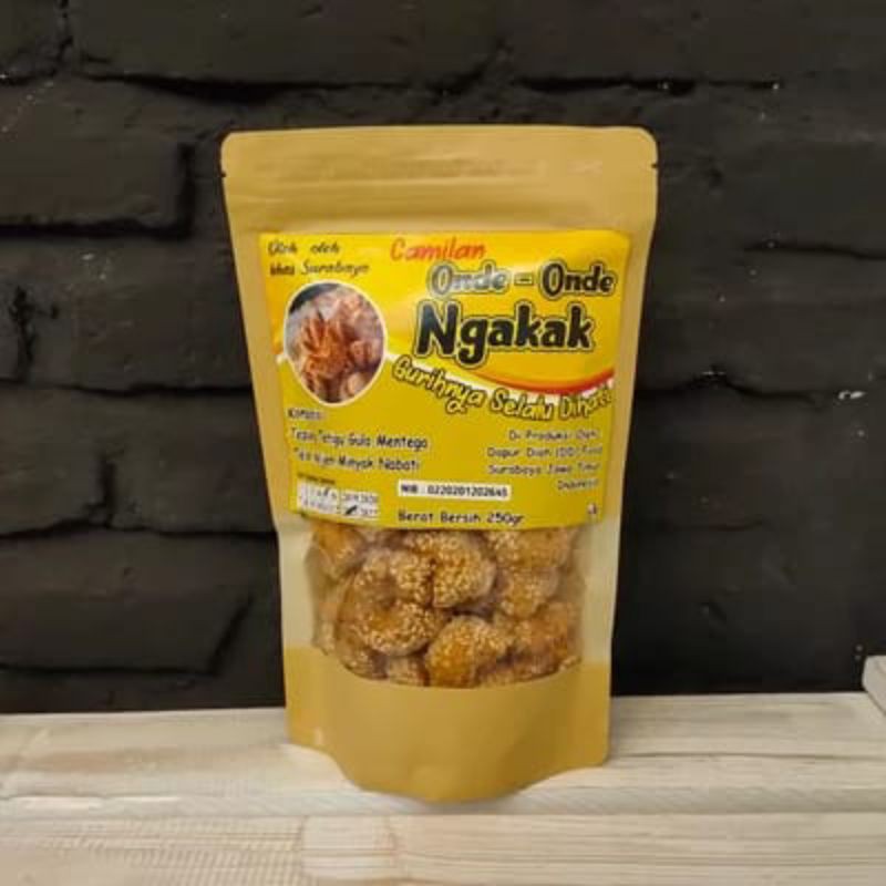 

TERMURAH !! Camilan Onde - Onde Ngakak 250gr By Dapur Diah SKOMILL