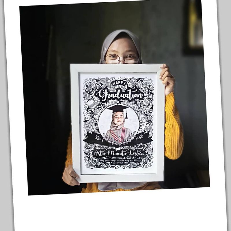 

HADIAH WISUDA/HADIAH ULANG TAHUN KEREN/Tema Doodle uk 10R