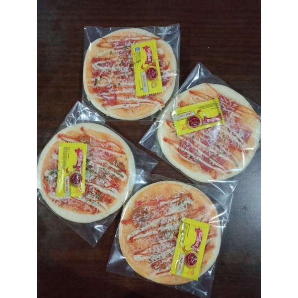 

PROMO PIZZA"HOMEMADE MIN PEMBELIAN 5 PCS NO PENGAWET