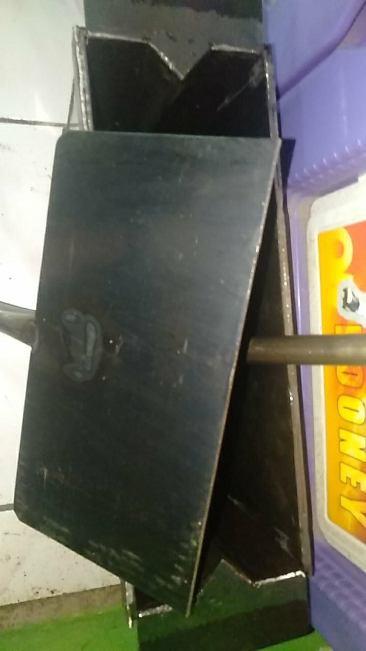 Cetakan Batako Model Engsel Ukuran 30-10-15