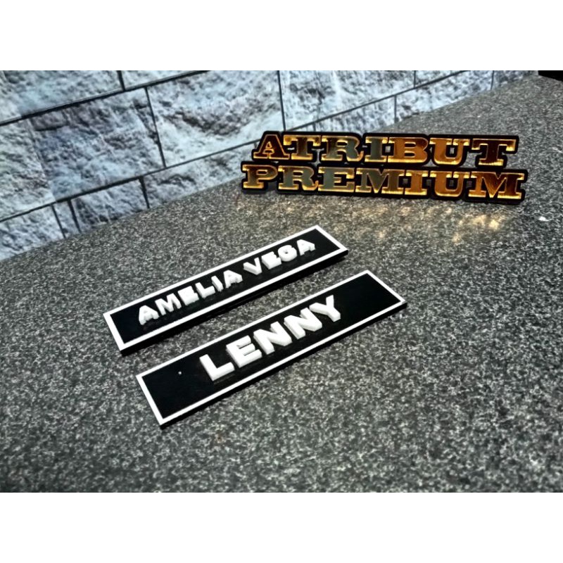 

Name Tag Timbul Premium