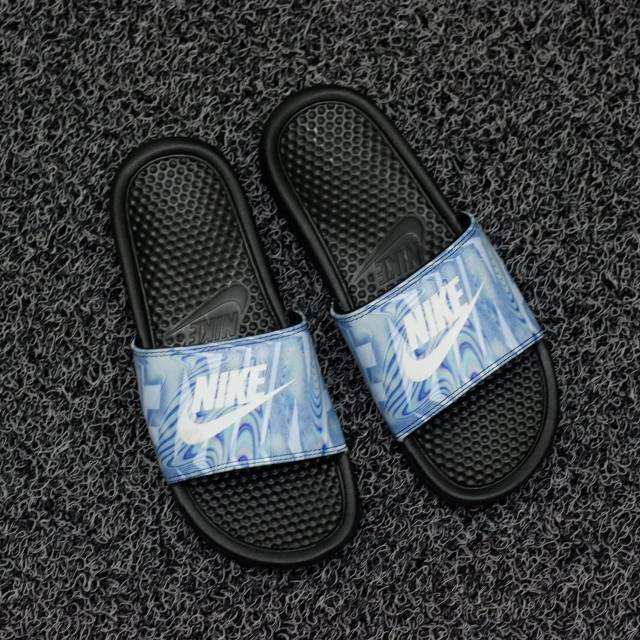 nike benassi blue